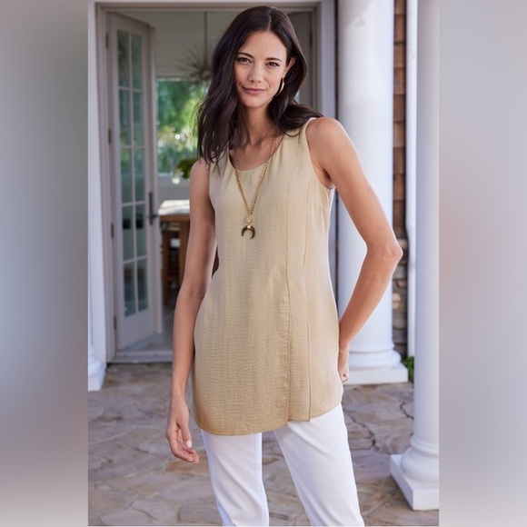 Soft Surroundings beige Wellesley sleeveless layered Tank, size medium. - Picture 1 of 9